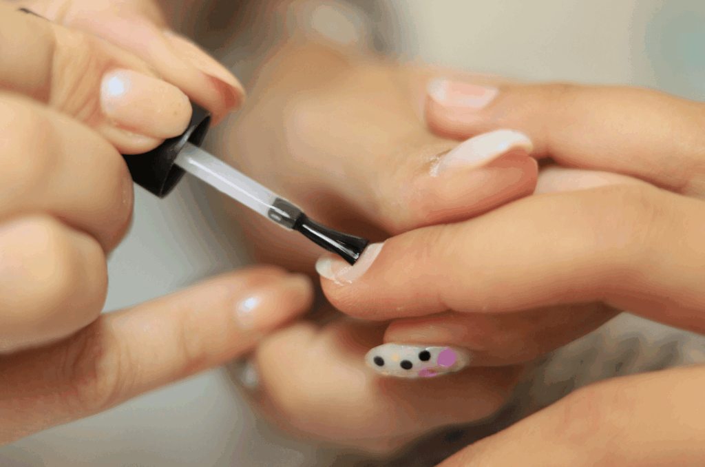 Cómo hacer que la manicura dure más cuidados y consejos